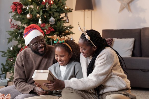 happy-young-african-family-preparing-gifts-for-chr-2021-12-09-05-54-38-utc - JN Bank